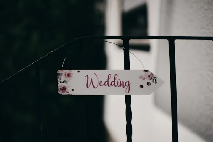 Etika Mengirim Undangan Digital: 7 Aturan Sopan agar Tamu Antusias Hadir