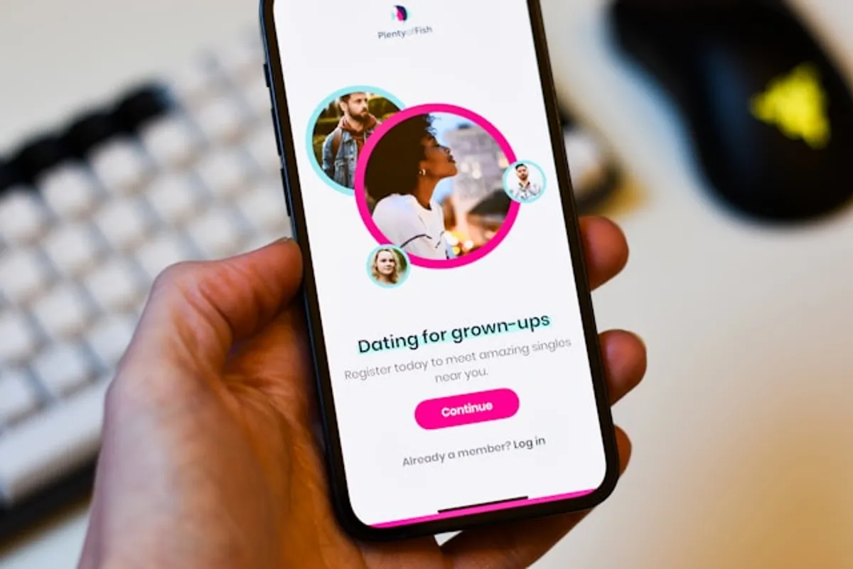 Cara Membuat Profil Dating App yang Menarik agar Cepat Dapat Pasangan Serius